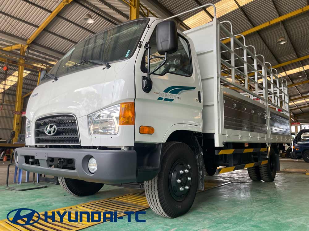 Xe tải Hyundai Mighty 110SP thùng mui bạt 7 tấn